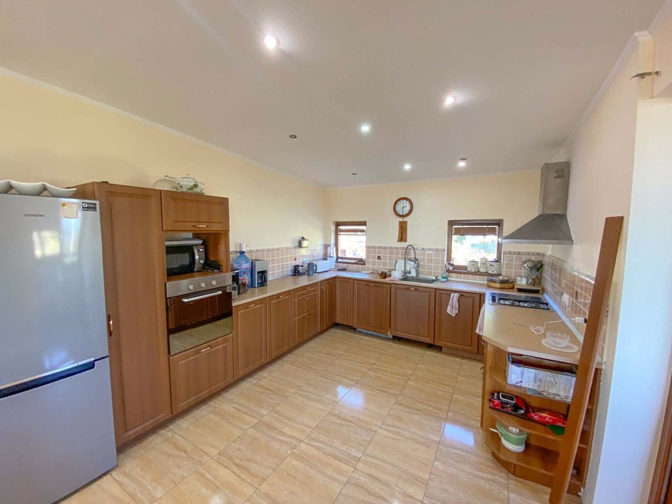 Panoramavilla mit einzigartigem Blick auf Sliven und den Berg - Grundstück 2406 qm-0 Панорамна вила с уникална гледка към Сливен и планината – парцел 2406 кв.м - 0