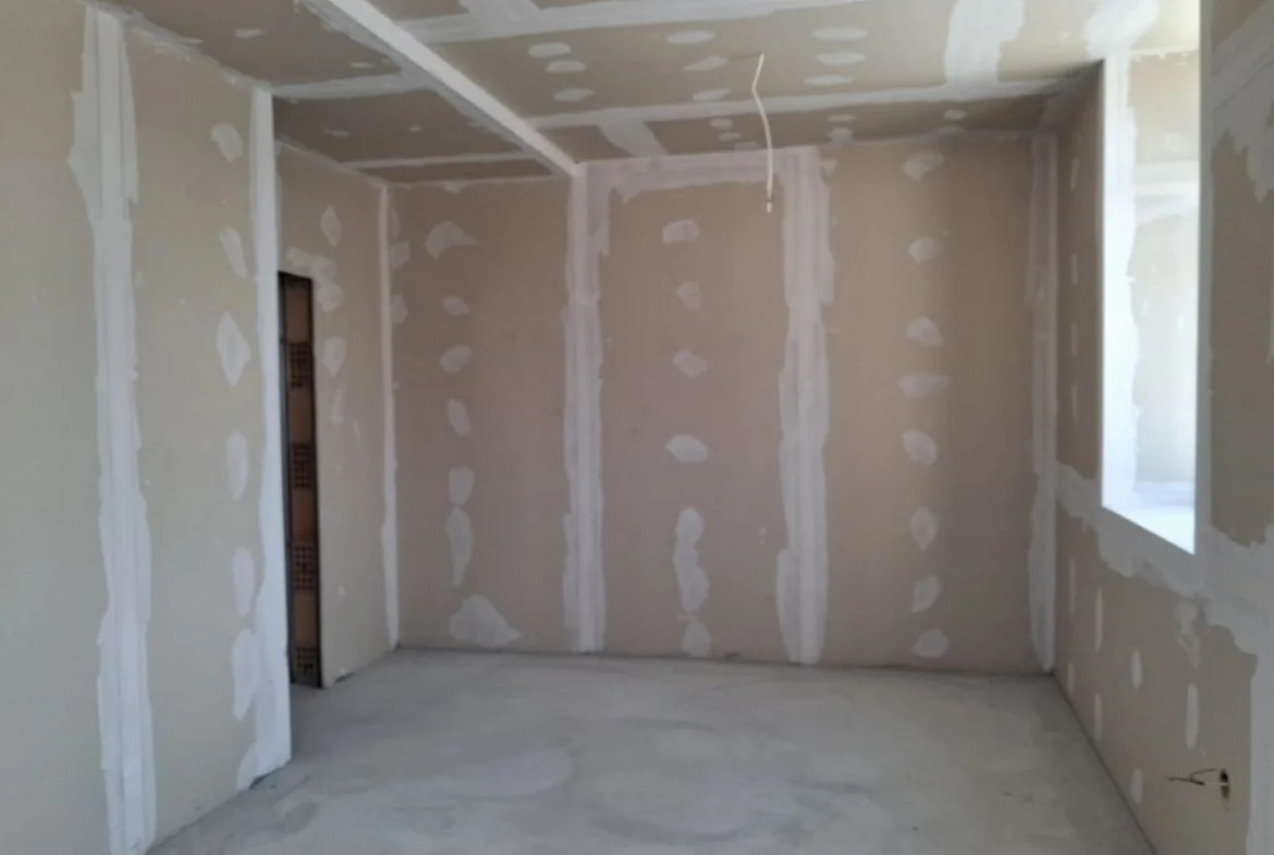 Two-bedroom apartment for sale in the wider city center, Act 16