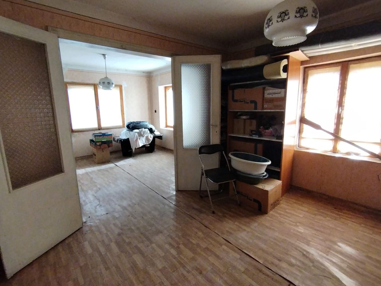 Attractive property for business and/or living in the village of. Zlati Voyvoda-0 Атрактивен имот за дейност и/или живеене в с. Злати войвода - 0