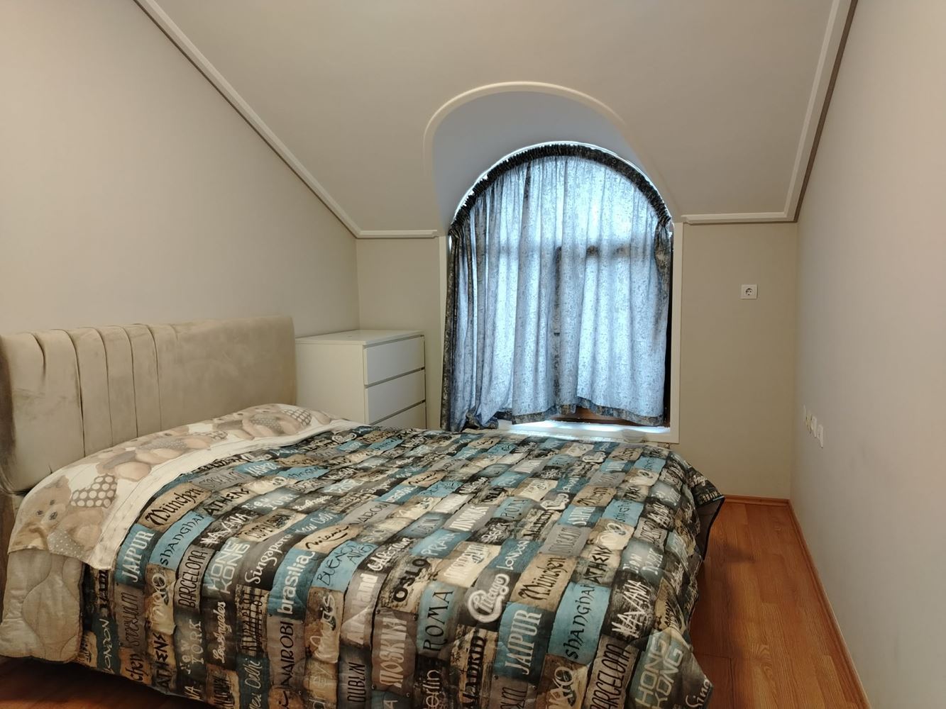 Супер център,до Ларго-0 Супер център,до Ларго - 0