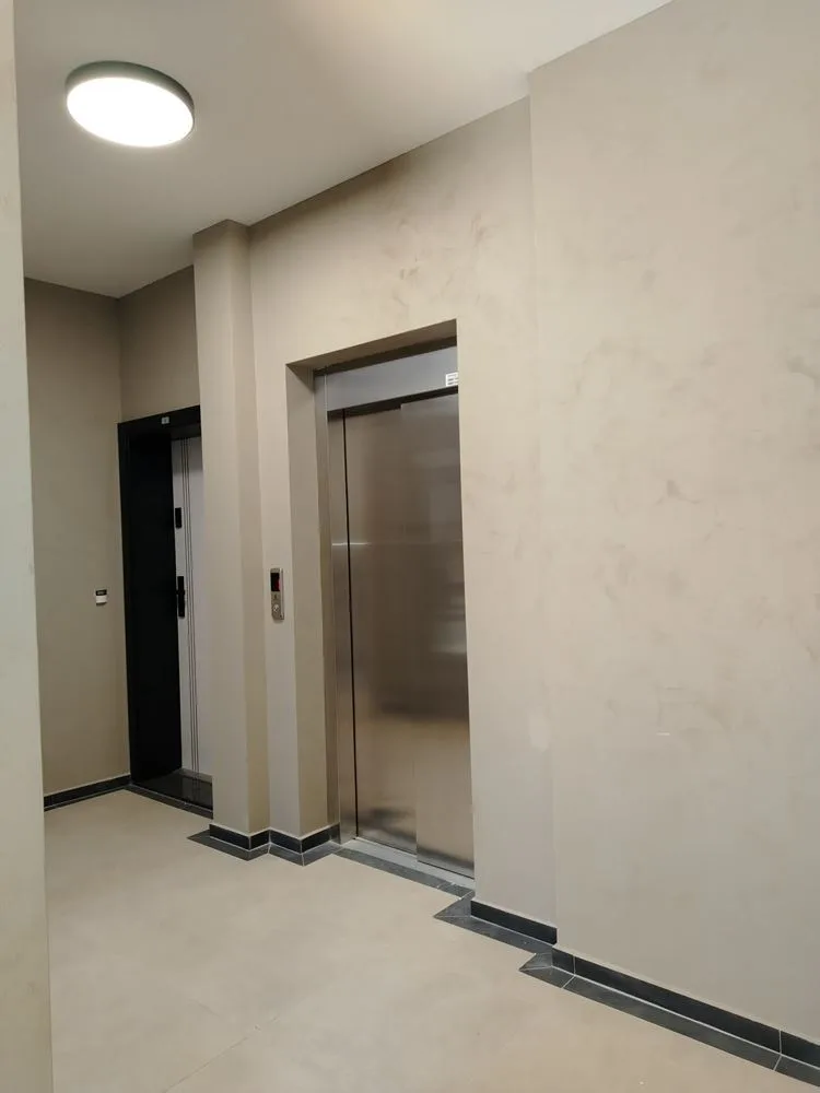 Zwei-Zimmer-Wohnung mit Parkplatz in der Nähe der Stadtverwaltung-0 Dreizimmerwohnung mit Parkplatz unweit des Rathauses – 0