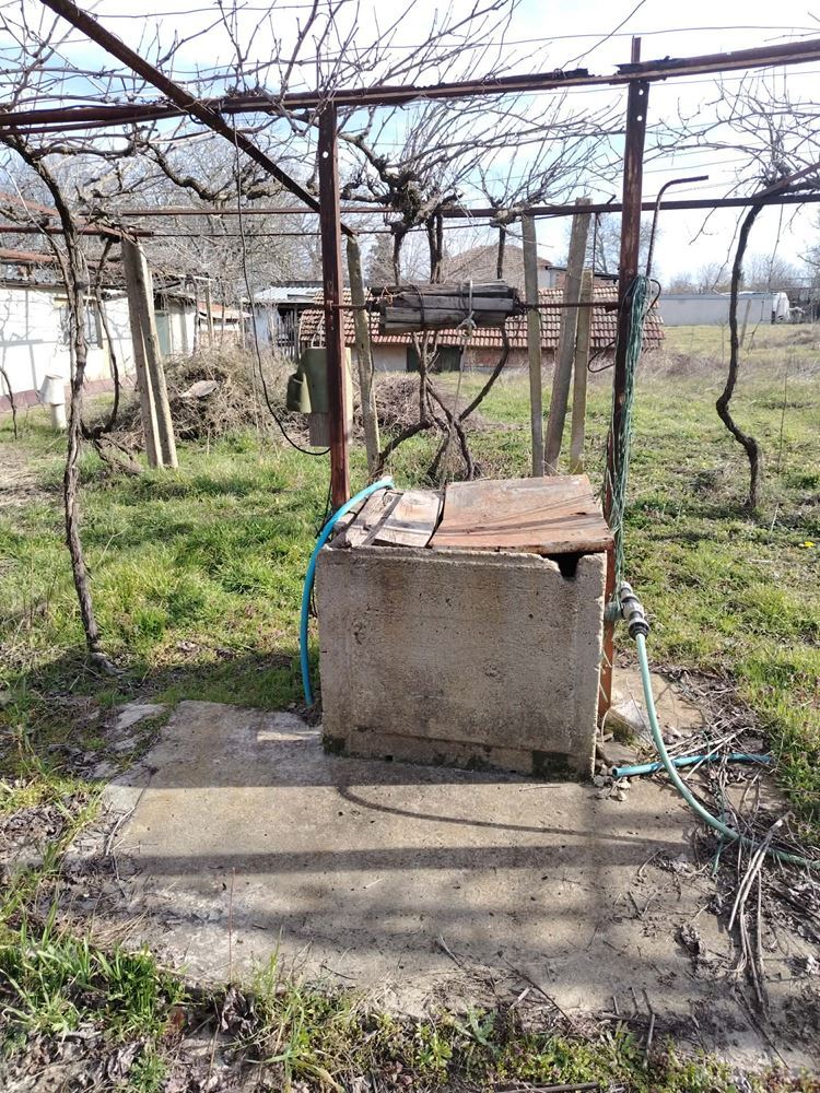 Attractive property for business and/or living in the village of. Zlati Voyvoda-0 Атрактивен имот за дейност и/или живеене в с. Злати войвода - 0