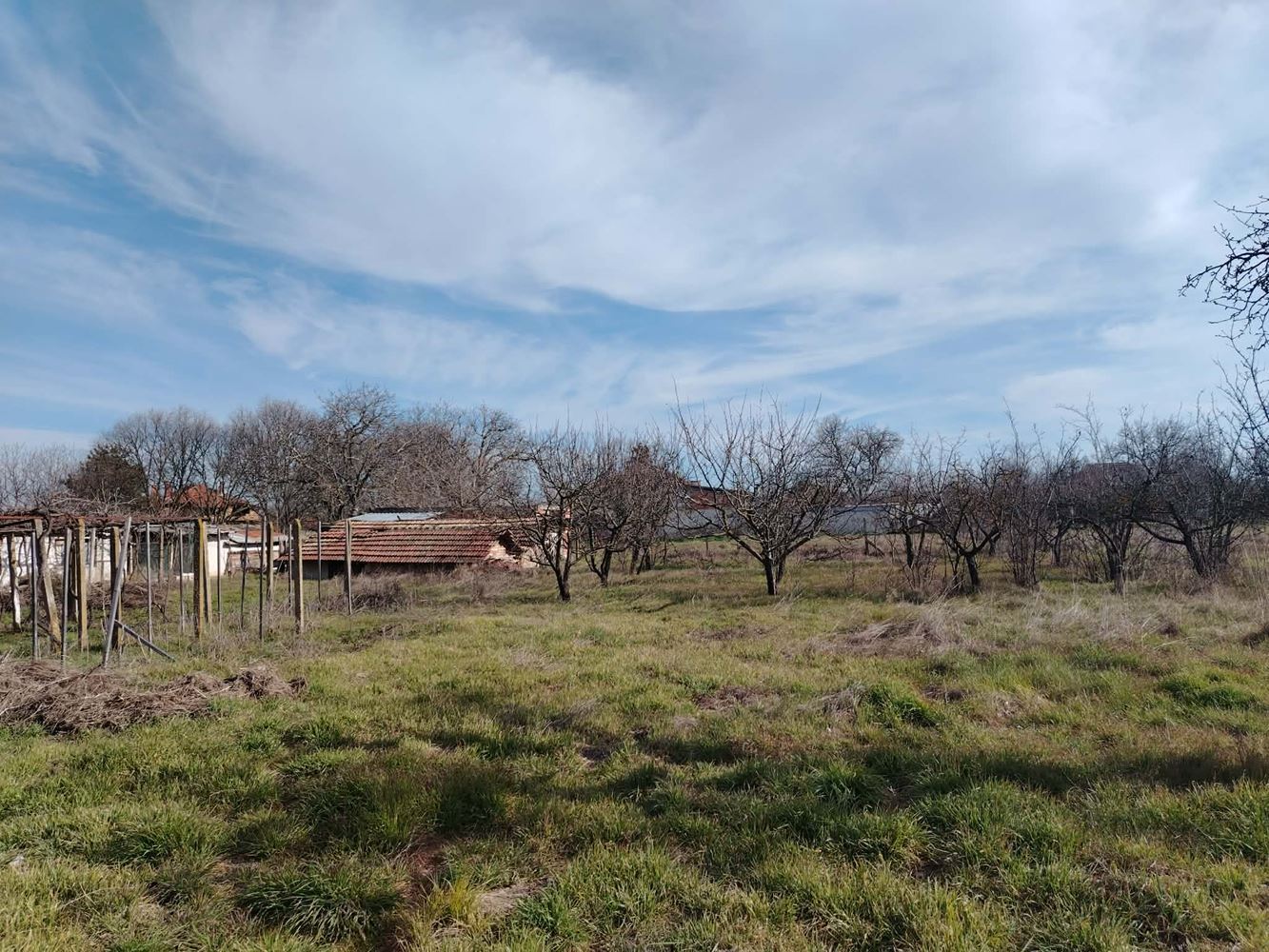 Attractive property for business and/or living in the village of. Zlati Voyvoda-0 Атрактивен имот за дейност и/или живеене в с. Злати войвода - 0