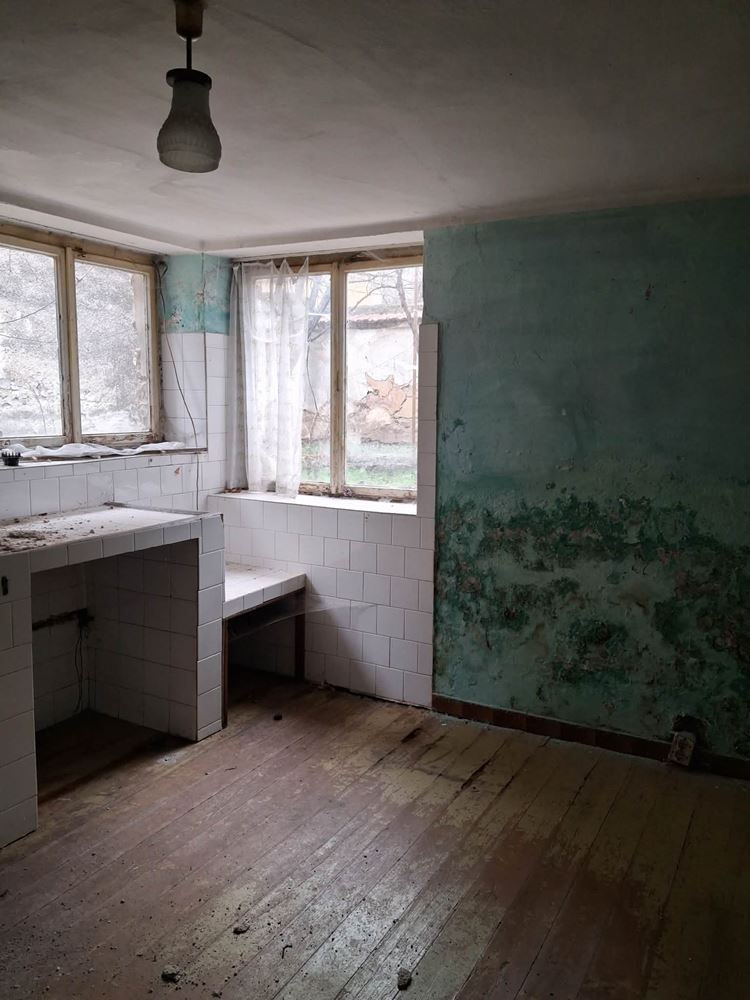 Къща в Центъра на града-0 Къща в Центъра на града - 0