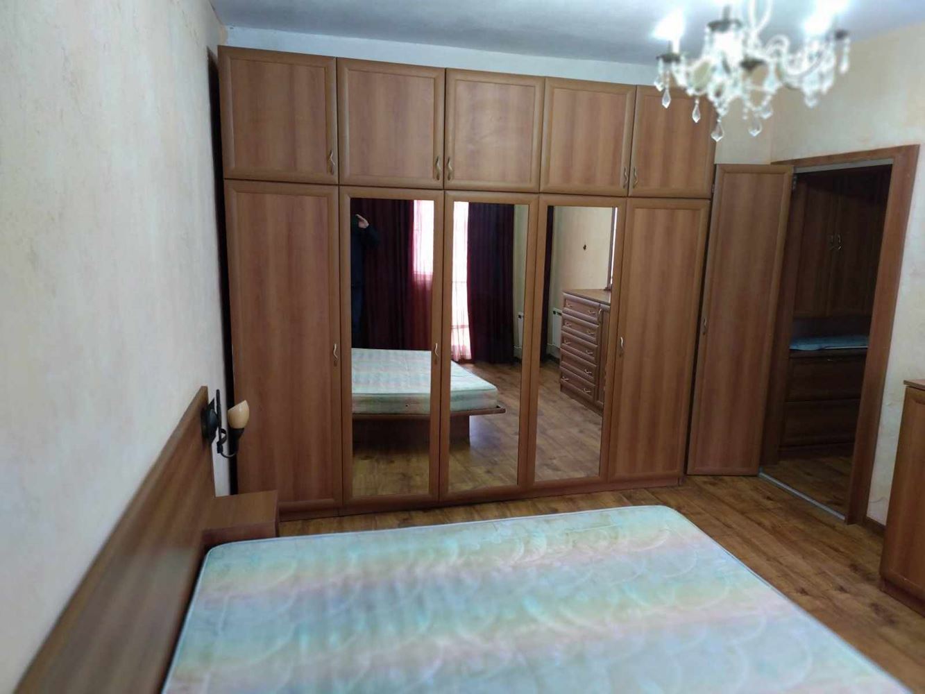 Широк център,не е синя зона,апартамент с 1 спалня - 0