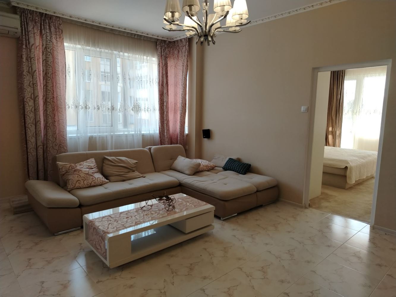 Πολυτελές διαμέρισμα, άνεση και ευρυχωρία 120 τ.μ. στο κέντρο της πόλης-0 Многостаен апартамент, комфорт и удобство на 120кв.м в Центъра на града - 0