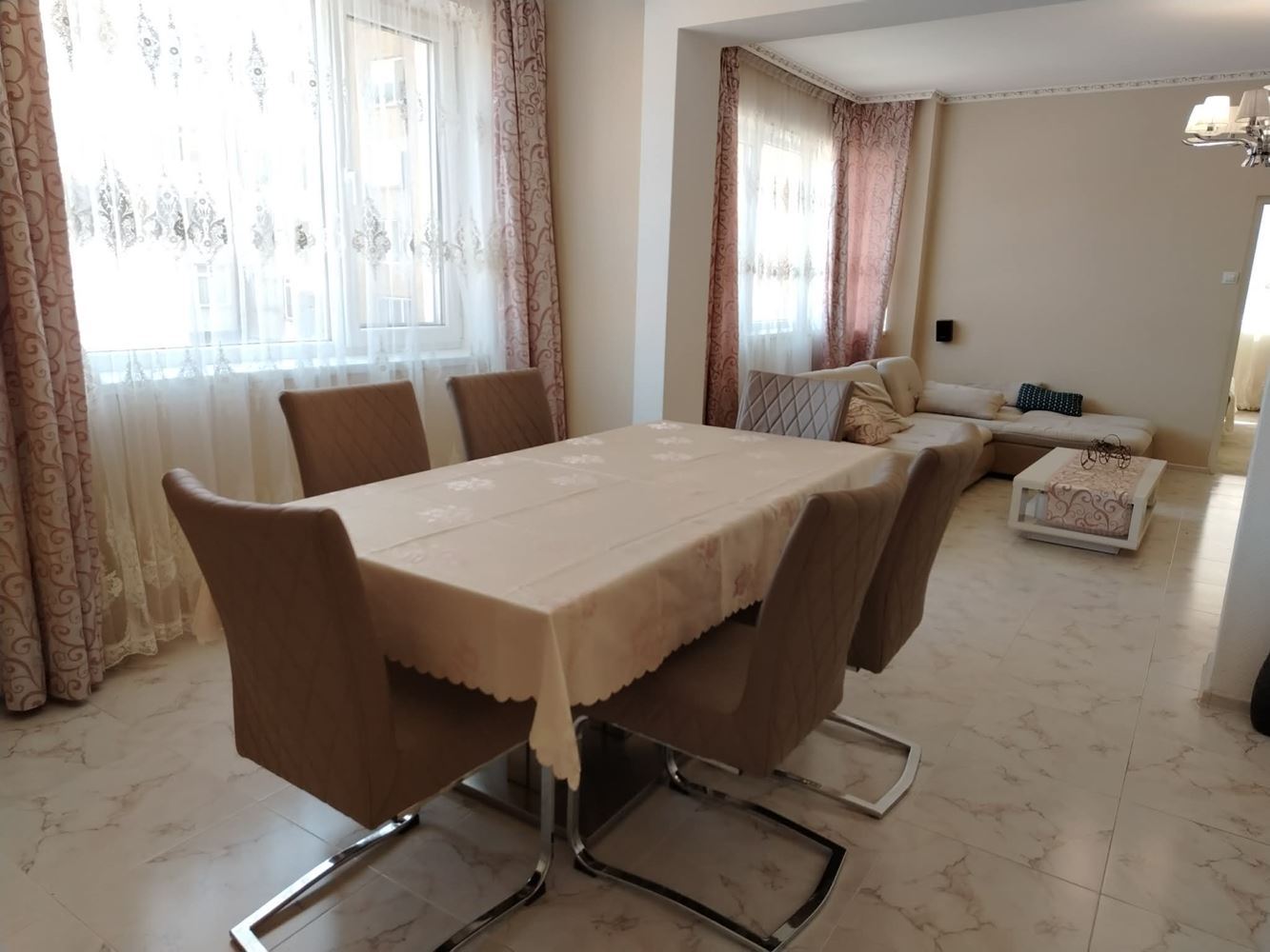 Πολυτελές διαμέρισμα, άνεση και ευρυχωρία 120 τ.μ. στο κέντρο της πόλης-0 Многостаен апартамент, комфорт и удобство на 120кв.м в Центъра на града - 0