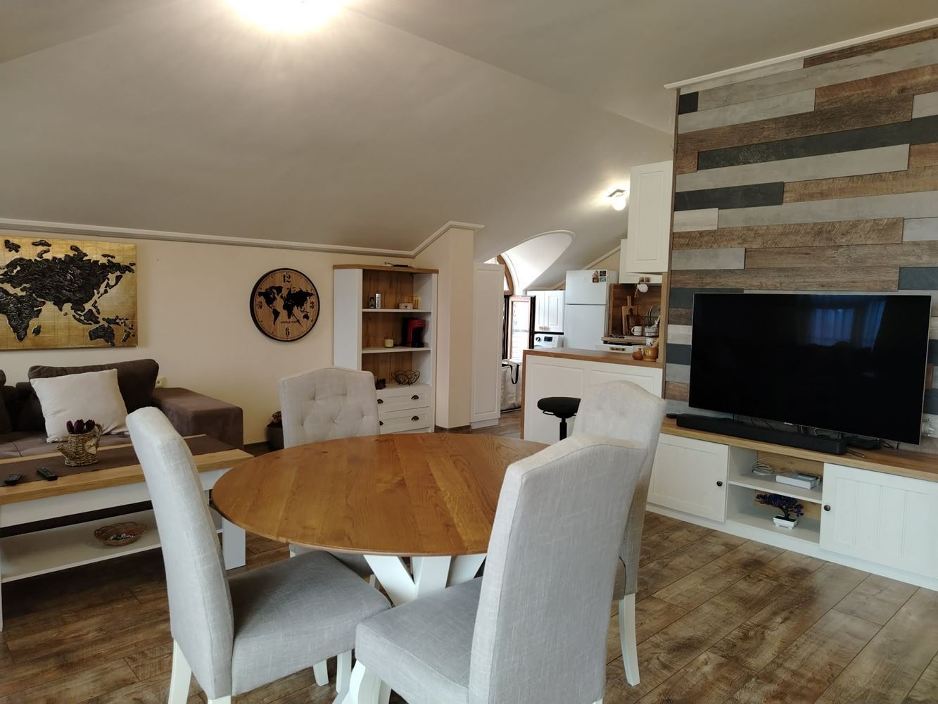 Супер център,до Ларго-0 Супер център,до Ларго - 0