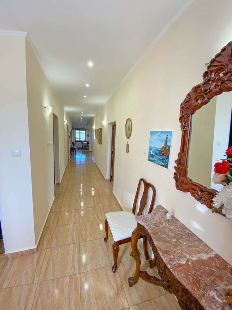 Panoramavilla mit einzigartigem Blick auf Sliven und den Berg - Grundstück 2406 qm-0 Панорамна вила с уникална гледка към Сливен и планината – парцел 2406 кв.м - 0