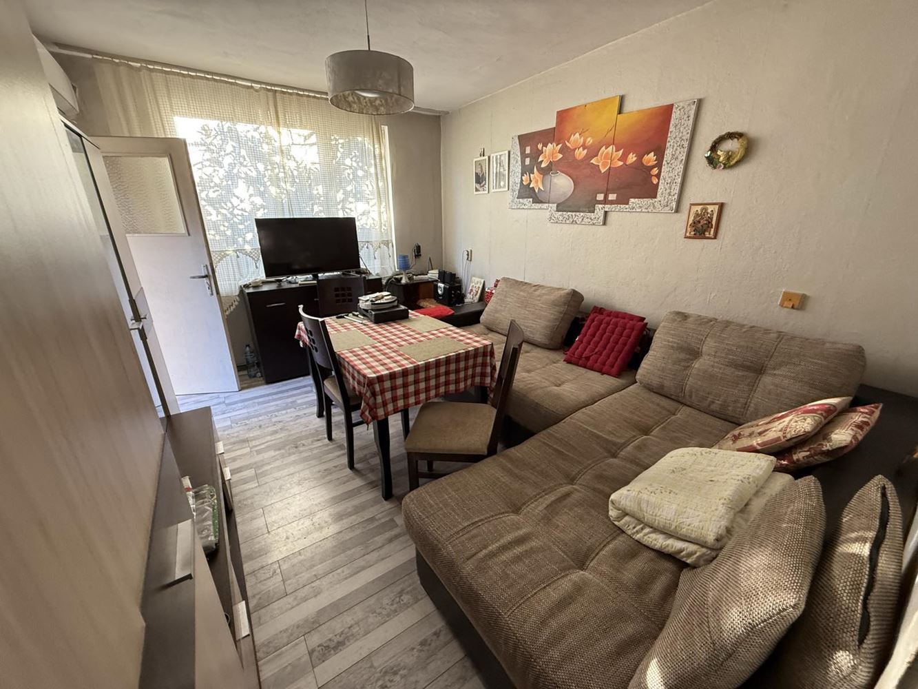 Viertel. Klutsochor, Haus mit Garage im bevorzugten Teil des Viertels-0 кв. Клуцохор, Къща с гараж в предпочитаната част на квартала - 0