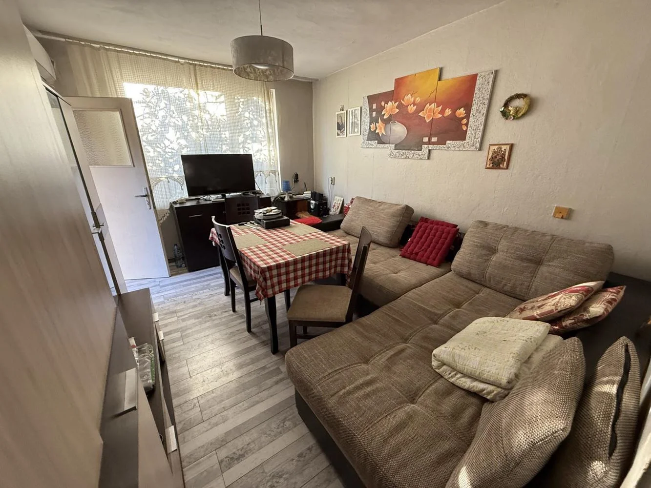 Viertel. Klutsochor, Haus mit Garage im bevorzugten Teil des Viertels-0 кв. Клуцохор, Къща с гараж в предпочитаната част на квартала - 0