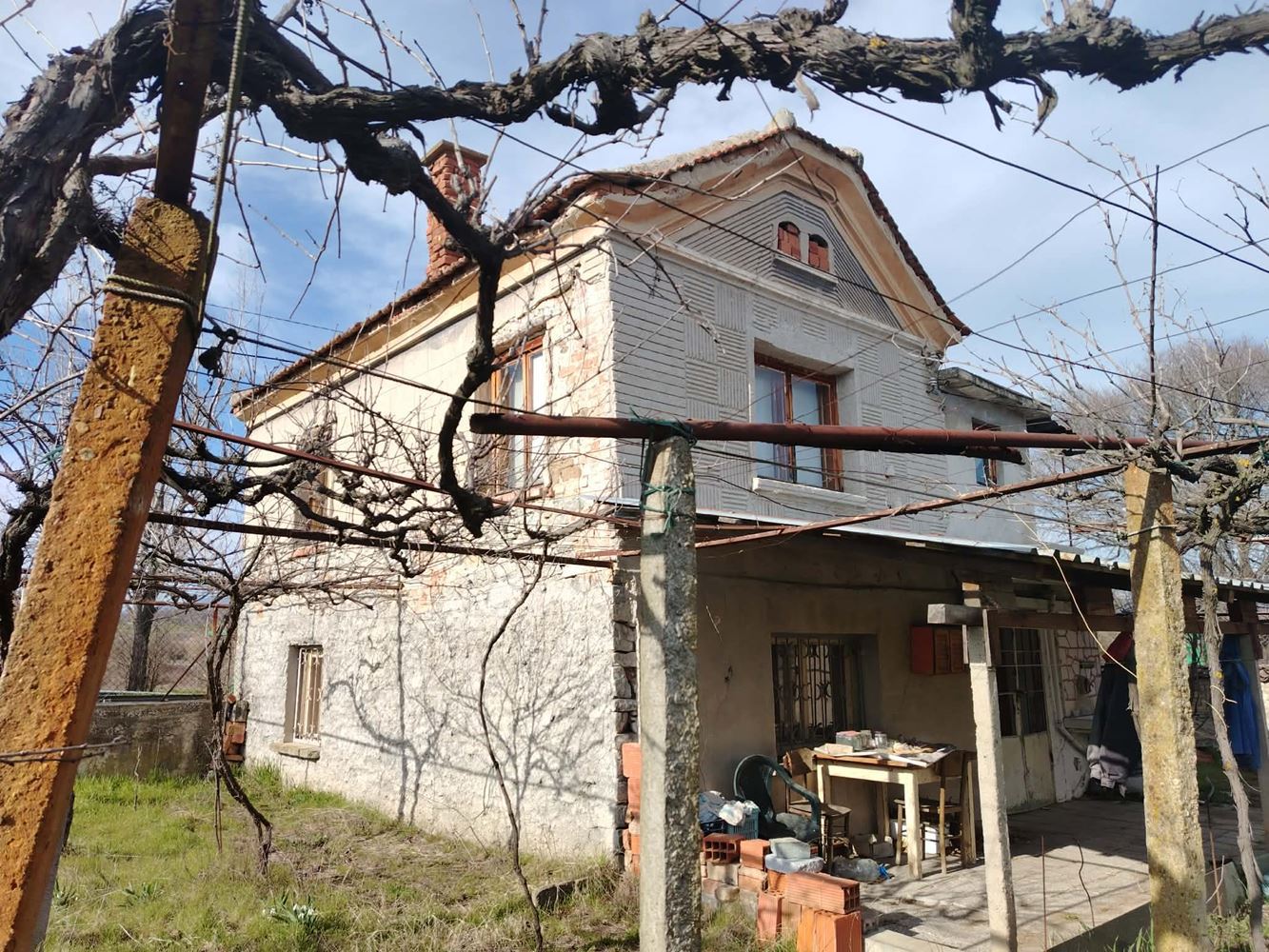 Attractive property for business and/or living in the village of. Zlati Voyvoda-0 Атрактивен имот за дейност и/или живеене в с. Злати войвода - 0