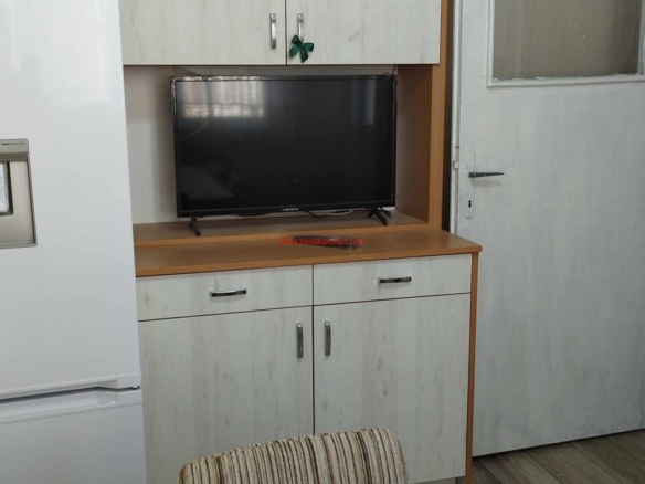 Център - дава под наем гарсониера - 0