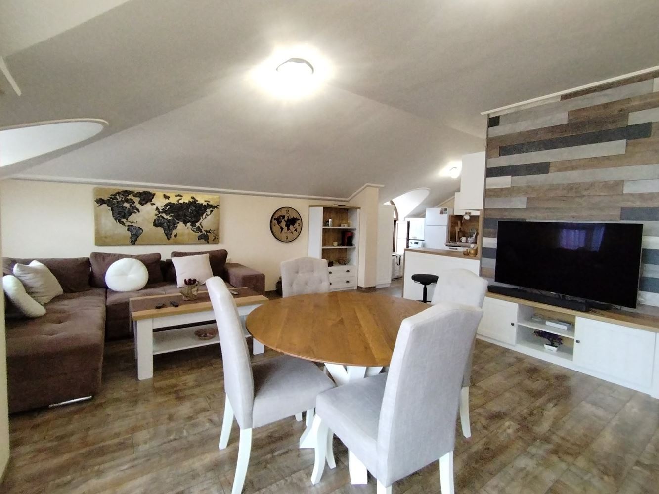 Супер център,до Ларго-0 Супер център,до Ларго - 0