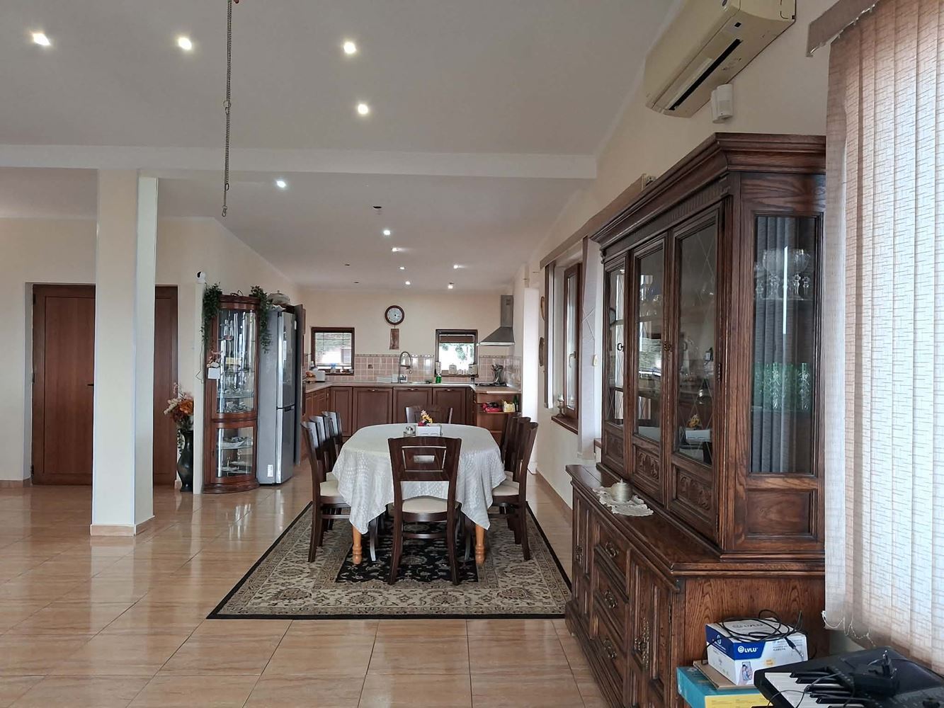 Panoramavilla mit einzigartigem Blick auf Sliven und den Berg - Grundstück 2406 qm-0 Панорамна вила с уникална гледка към Сливен и планината – парцел 2406 кв.м - 0