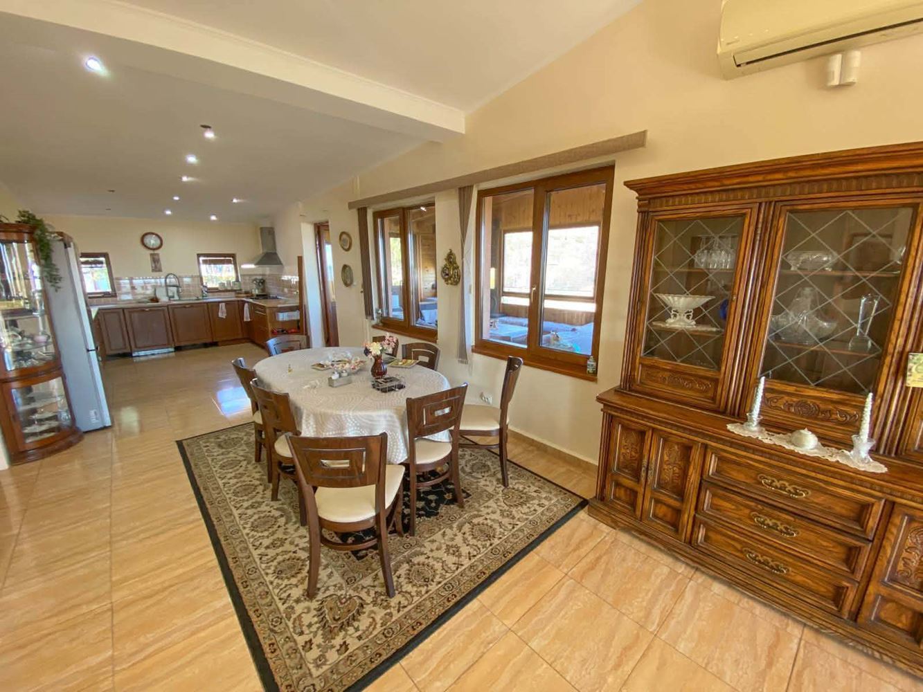 Panoramavilla mit einzigartigem Blick auf Sliven und den Berg - Grundstück 2406 qm-0 Панорамна вила с уникална гледка към Сливен и планината – парцел 2406 кв.м - 0