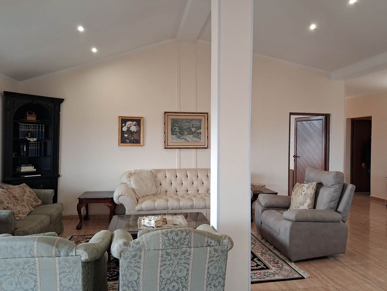 Panoramavilla mit einzigartigem Blick auf Sliven und den Berg - Grundstück 2406 qm-0 Панорамна вила с уникална гледка към Сливен и планината – парцел 2406 кв.м - 0