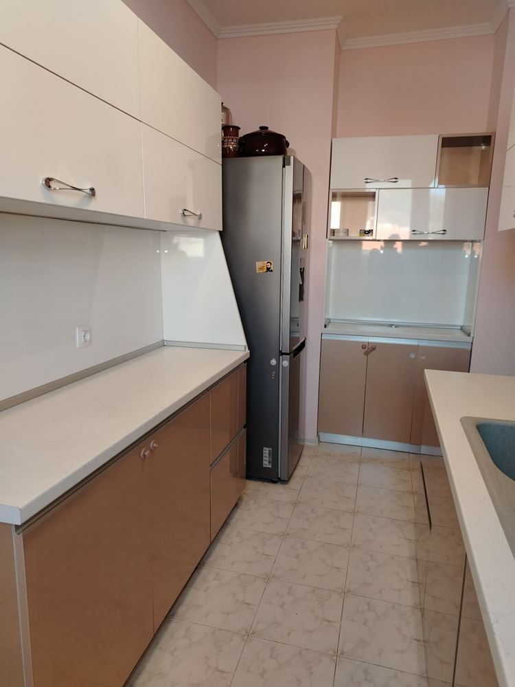 Πολυτελές διαμέρισμα, άνεση και ευρυχωρία 120 τ.μ. στο κέντρο της πόλης-0 Многостаен апартамент, комфорт и удобство на 120кв.м в Центъра на града - 0