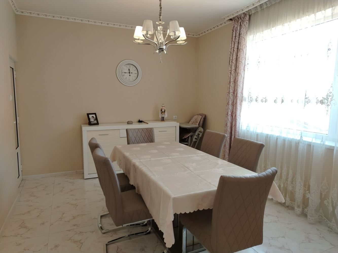 Πολυτελές διαμέρισμα, άνεση και ευρυχωρία 120 τ.μ. στο κέντρο της πόλης-0 Многостаен апартамент, комфорт и удобство на 120кв.м в Центъра на града - 0