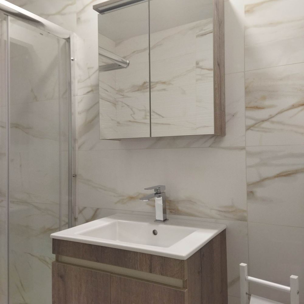 Süper merkezde, lüks bir binada, kamu hizmetleri dahil lüks mülk-0 Супер център, луксозен имот в луксозна сграда с включени консумативи - 0