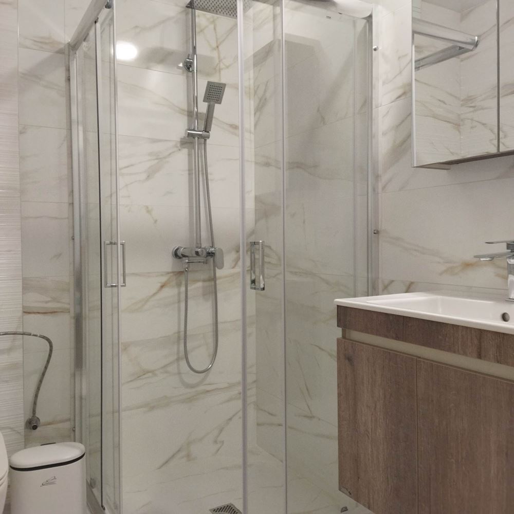 Süper merkezde, lüks bir binada, kamu hizmetleri dahil lüks mülk-0 Супер център, луксозен имот в луксозна сграда с включени консумативи - 0