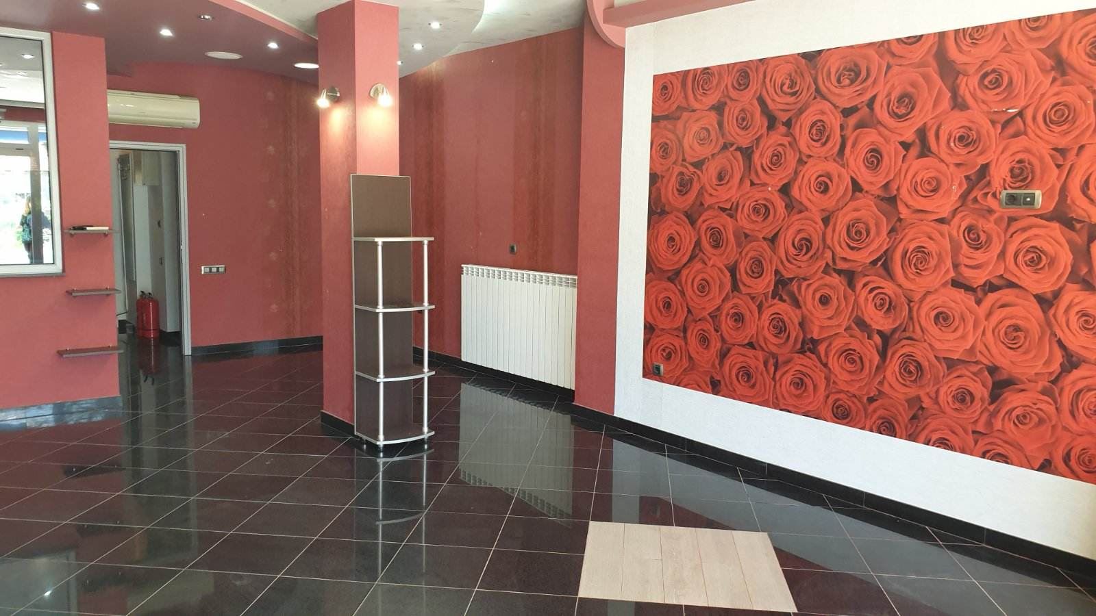 Център, Магазин, 75кв.м, партер, лукс, склад, санитарен възел - 0