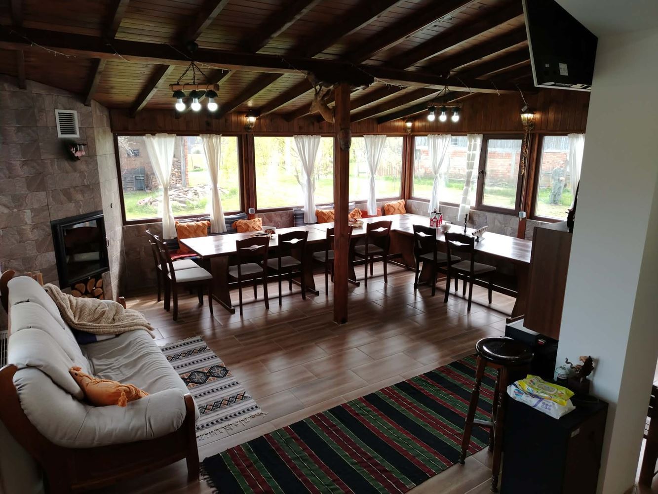 Уникален селски имот с автентичен дух в с. Божевци – близо до Сливен и Елена-0 Уникален селски имот с автентичен дух в с. Божевци – близо до Сливен и Елена - 0