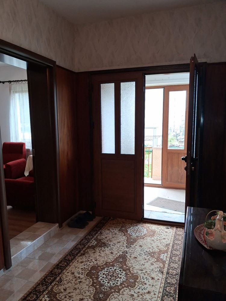 кв. Речица, Двуетажна Масивна Къща, Двор - 650 кв.м. - 0