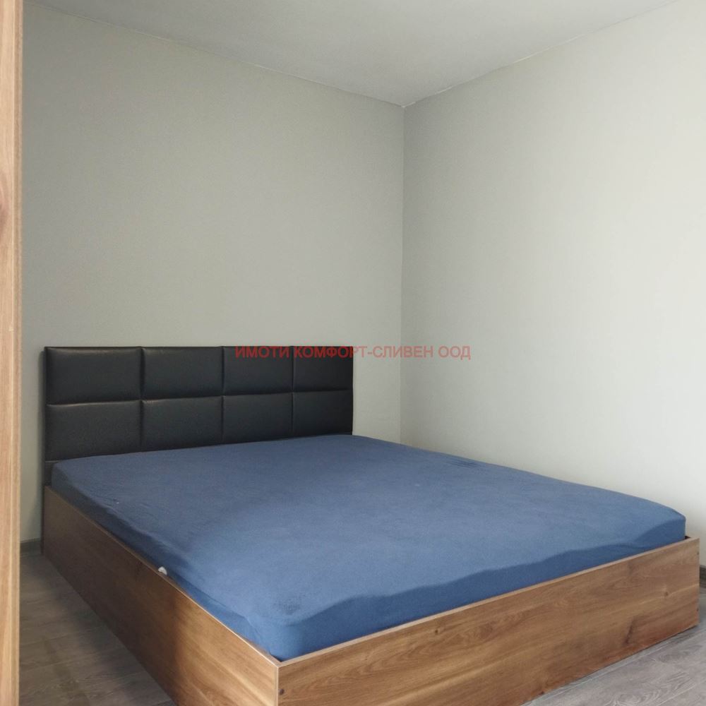 Тристаен апартамент в Центъра - 0