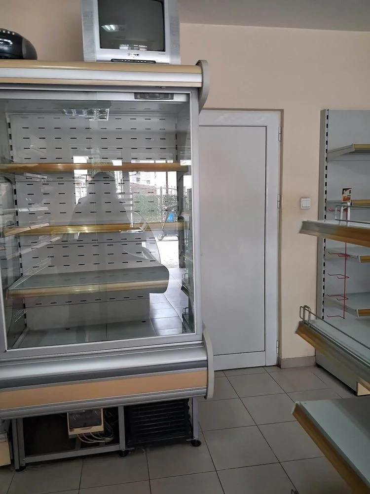 Großes Zentrum, Lebensmittelgeschäft, möbliert-0 Zentrum von Shirok, Lebensmittelgeschäft, möbliert – 0