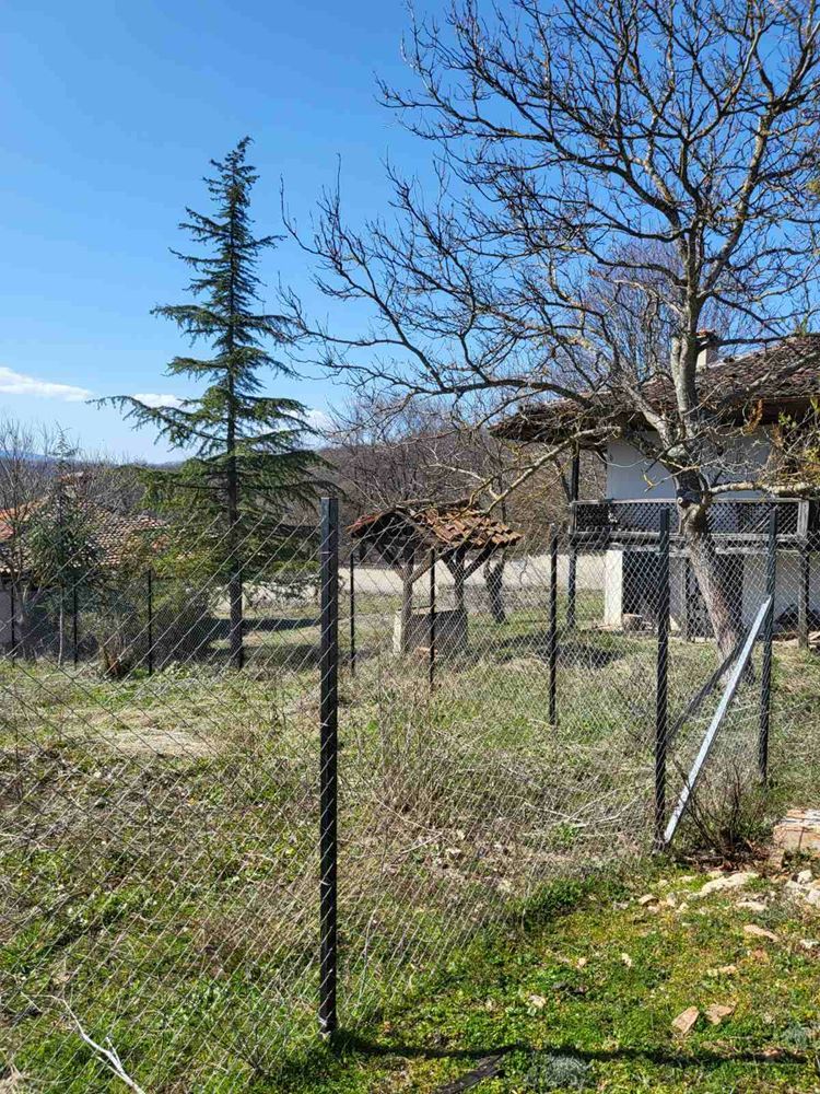 село Заичари нова къща за довършване и друга 120 годишна ан 2 етажа - 0