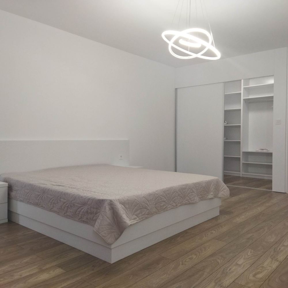 Süper merkezde, lüks bir binada, kamu hizmetleri dahil lüks mülk-0 Супер център, луксозен имот в луксозна сграда с включени консумативи - 0