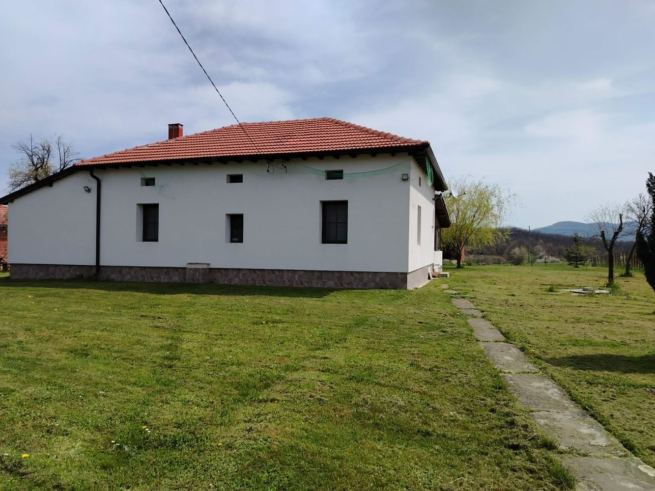 Уникален селски имот с автентичен дух в с. Божевци – близо до Сливен и Елена-0 Уникален селски имот с автентичен дух в с. Божевци – близо до Сливен и Елена - 0