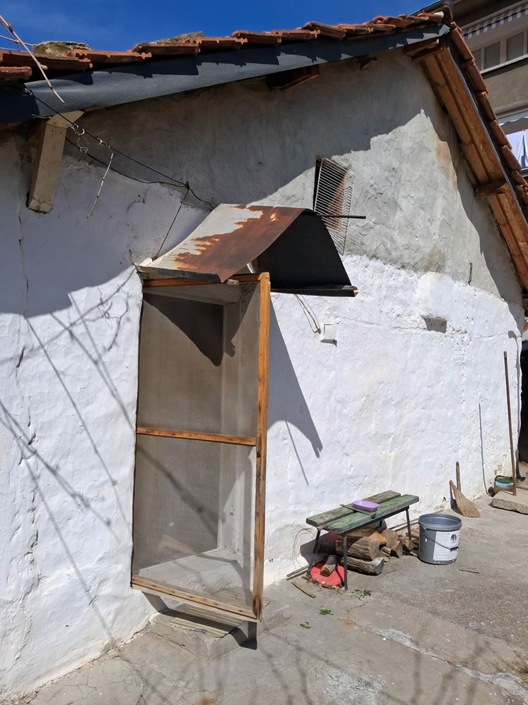 кв. Ново село, две къщи с двор 409 кв.м. - 0