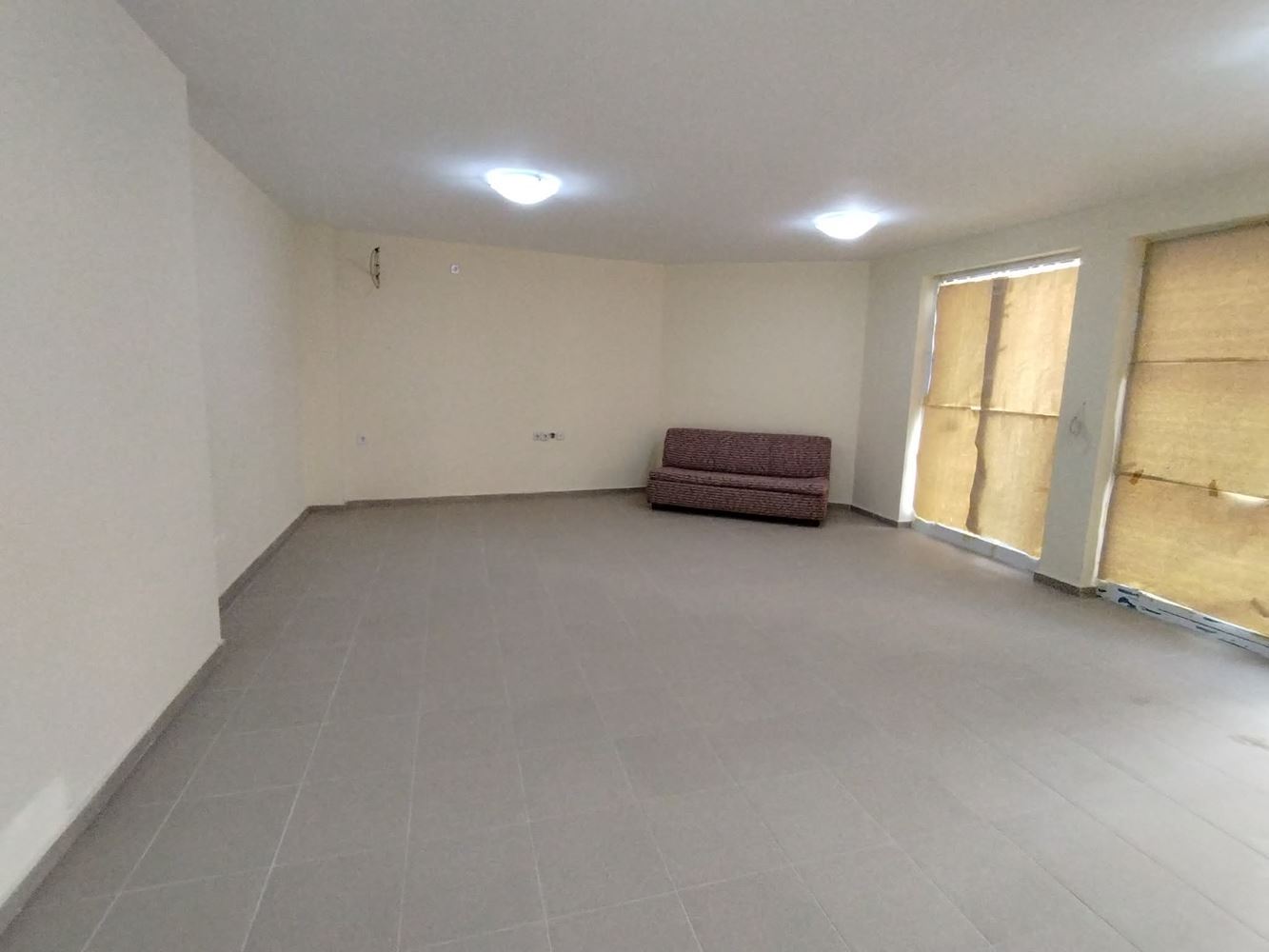 Партерно помещение под наем в Центъра - 0