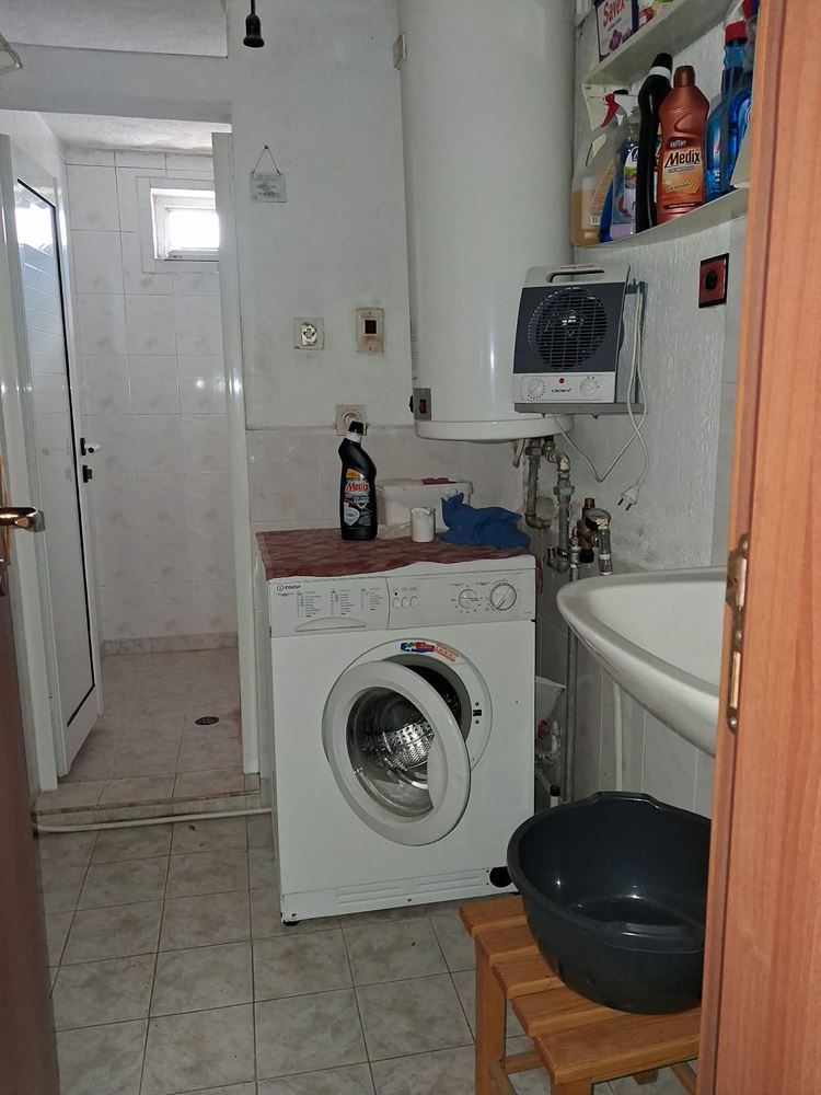 кв. Речица, Двуетажна Масивна Къща, Двор - 650 кв.м. - 0