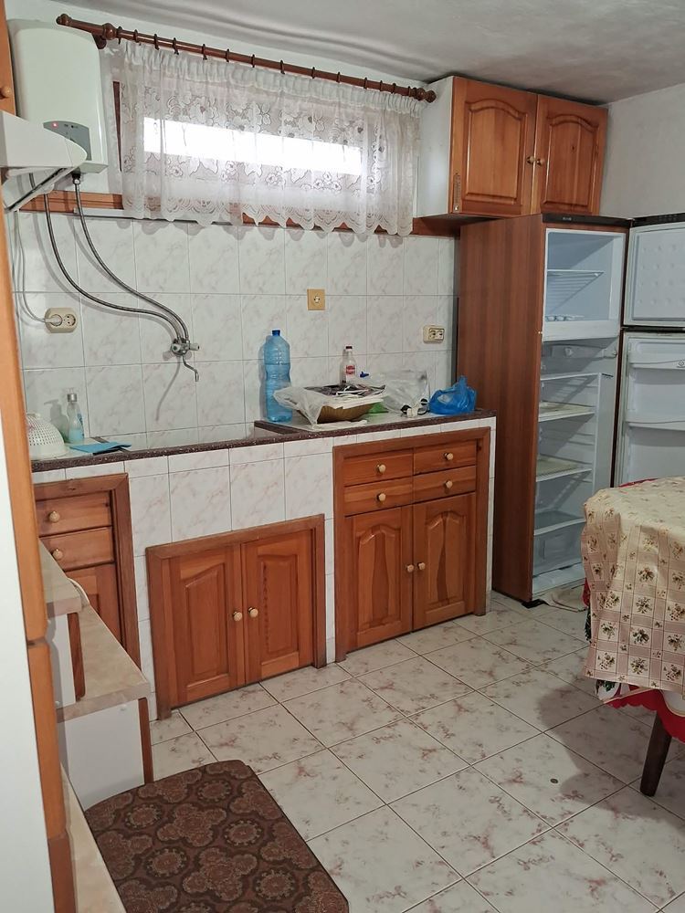 кв. Речица, Двуетажна Масивна Къща, Двор - 650 кв.м. - 0