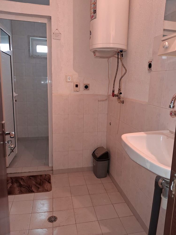 кв. Речица, Двуетажна Масивна Къща, Двор - 650 кв.м. - 0