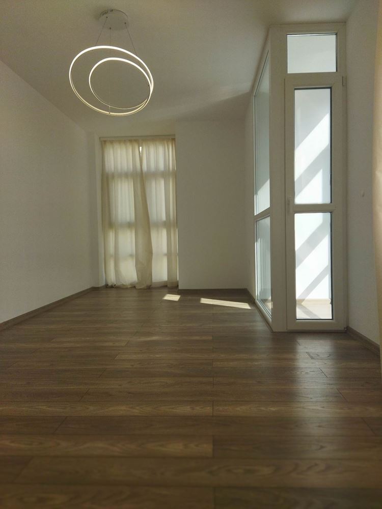 Süper merkezde, lüks bir binada, kamu hizmetleri dahil lüks mülk-0 Супер център, луксозен имот в луксозна сграда с включени консумативи - 0