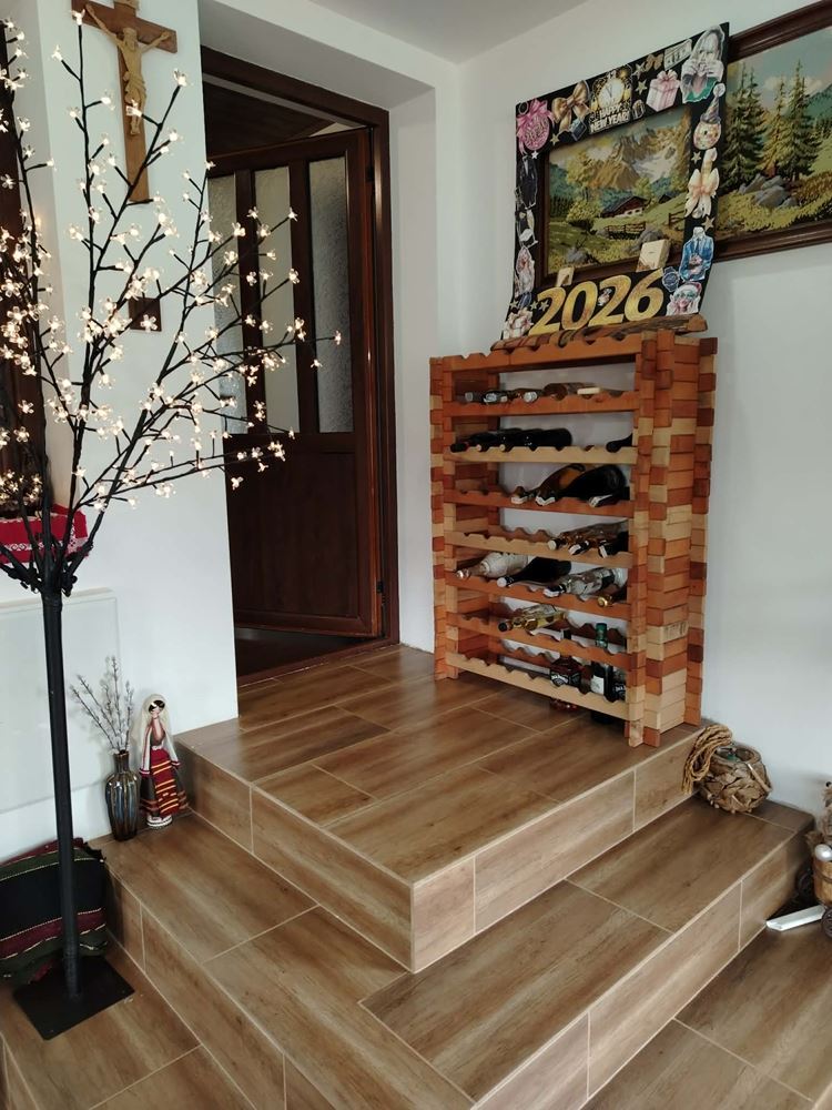 Уникален селски имот с автентичен дух в с. Божевци – близо до Сливен и Елена-0 Уникален селски имот с автентичен дух в с. Божевци – близо до Сливен и Елена - 0