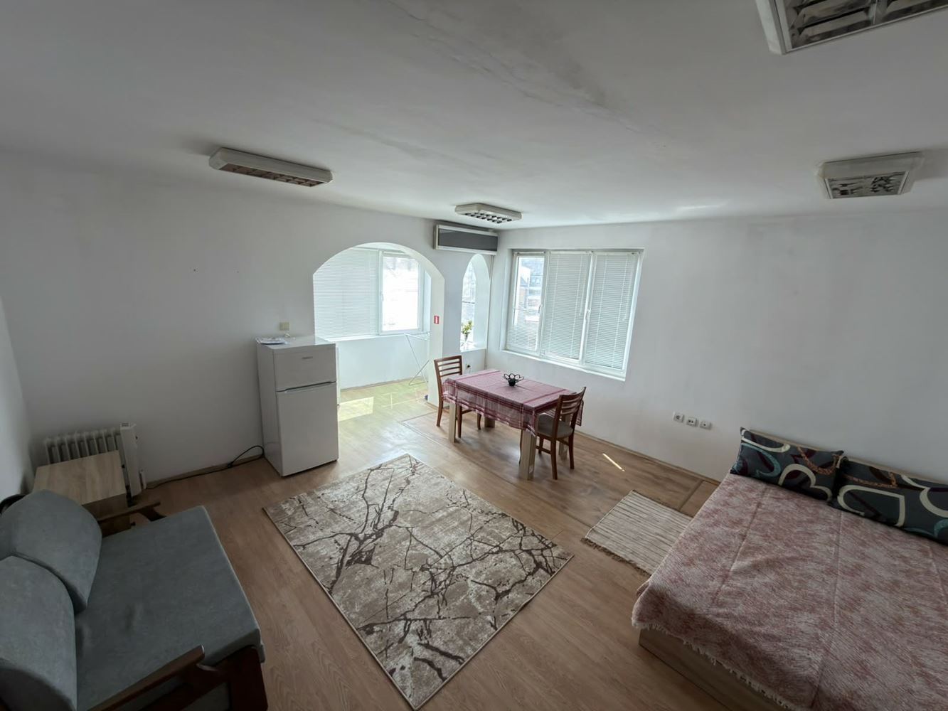 Едностаен апартамент под наем в Центъра - 0