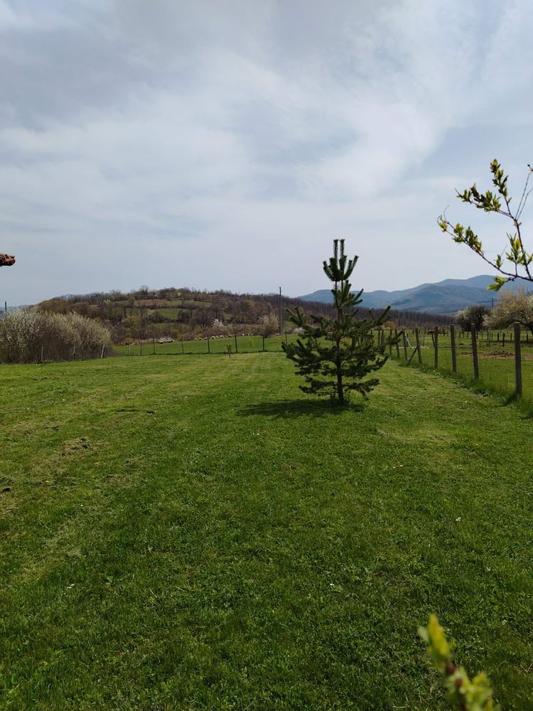 Уникален селски имот с автентичен дух в с. Божевци – близо до Сливен и Елена-0 Уникален селски имот с автентичен дух в с. Божевци – близо до Сливен и Елена - 0