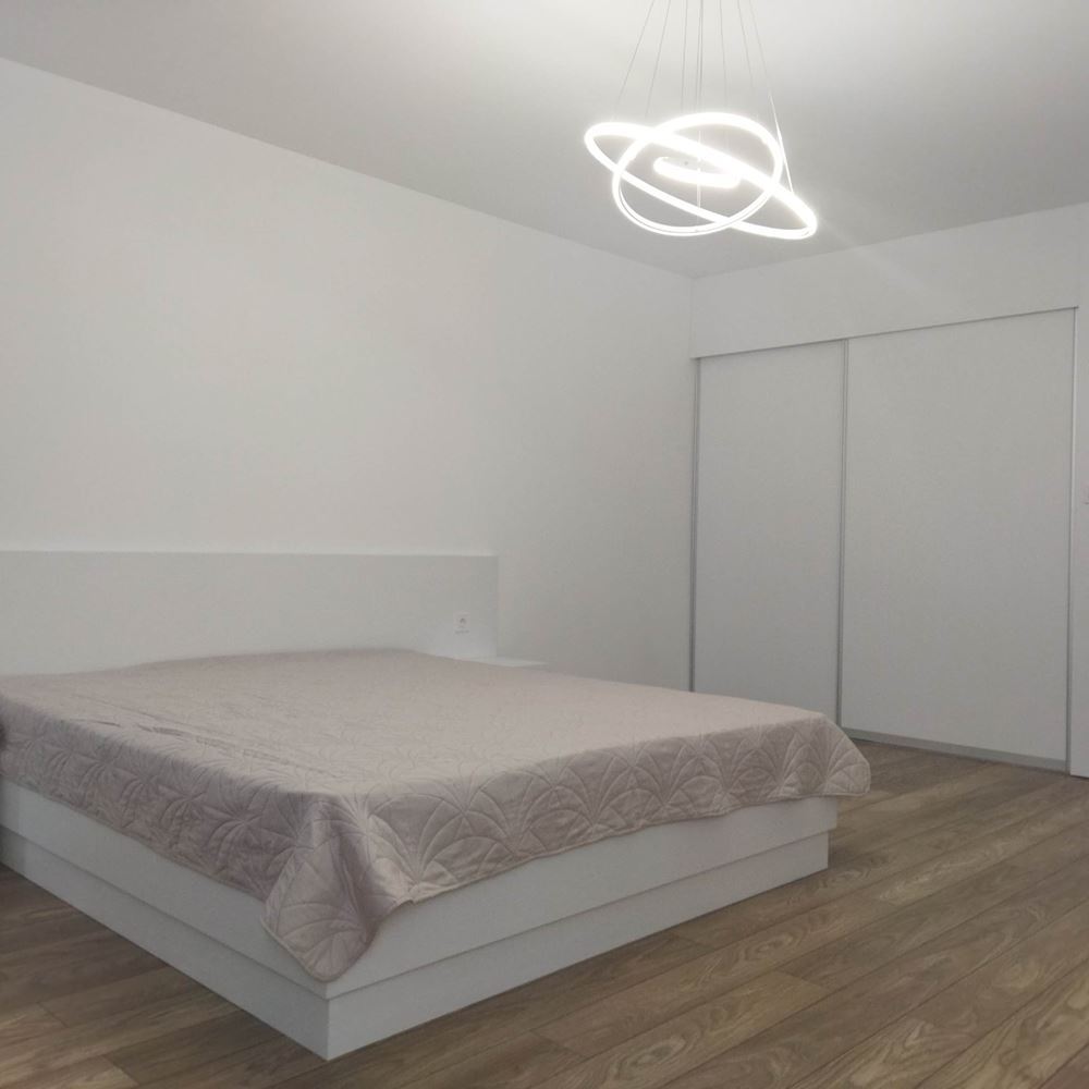 Süper merkezde, lüks bir binada, kamu hizmetleri dahil lüks mülk-0 Супер център, луксозен имот в луксозна сграда с включени консумативи - 0