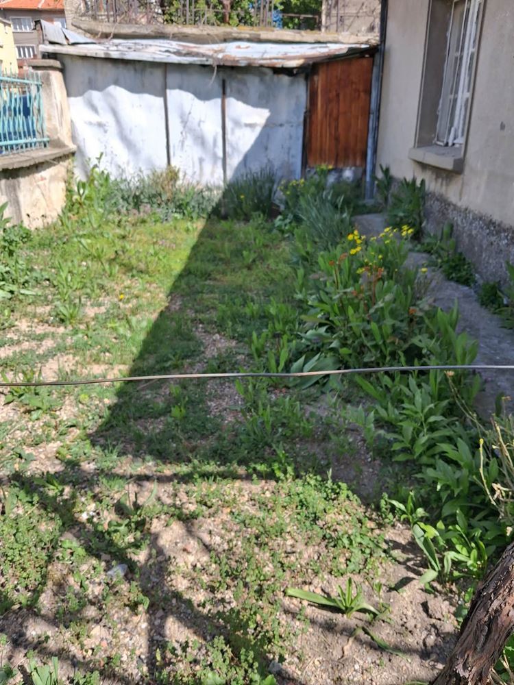 кв. Ново село, две къщи с двор 409 кв.м. - 0