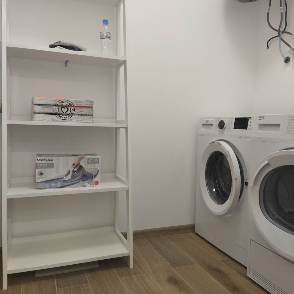 Süper merkezde, lüks bir binada, kamu hizmetleri dahil lüks mülk-0 Супер център, луксозен имот в луксозна сграда с включени консумативи - 0