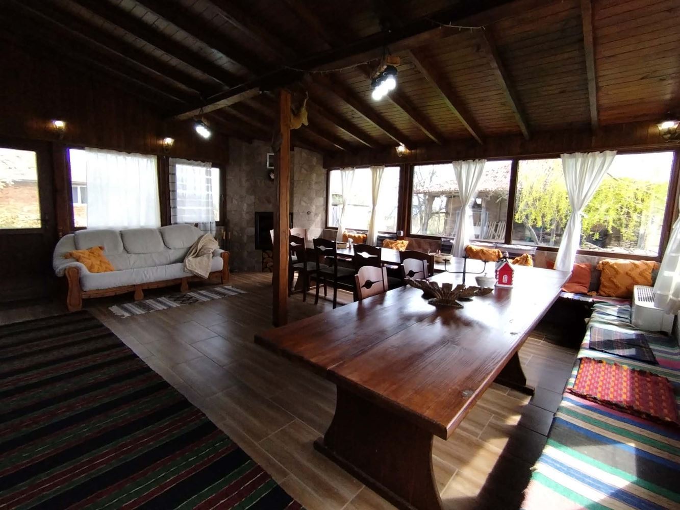 Уникален селски имот с автентичен дух в с. Божевци – близо до Сливен и Елена-0 Уникален селски имот с автентичен дух в с. Божевци – близо до Сливен и Елена - 0