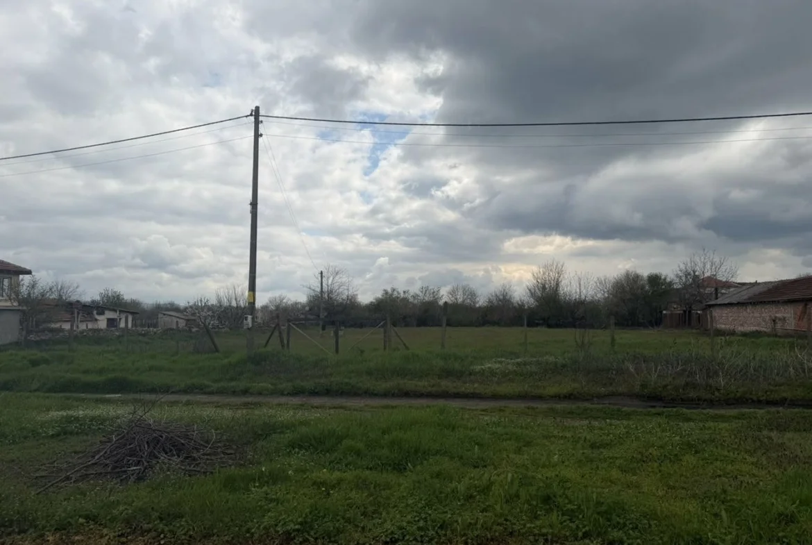 гр.Кермен парцел с отстъпено право на строеж за сграда