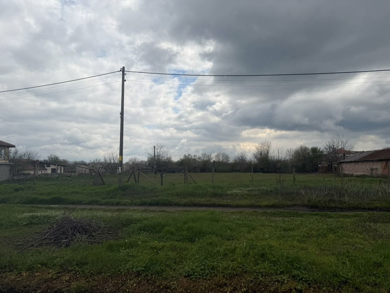 гр.Кермен парцел с отстъпено право на строеж за сграда - 0