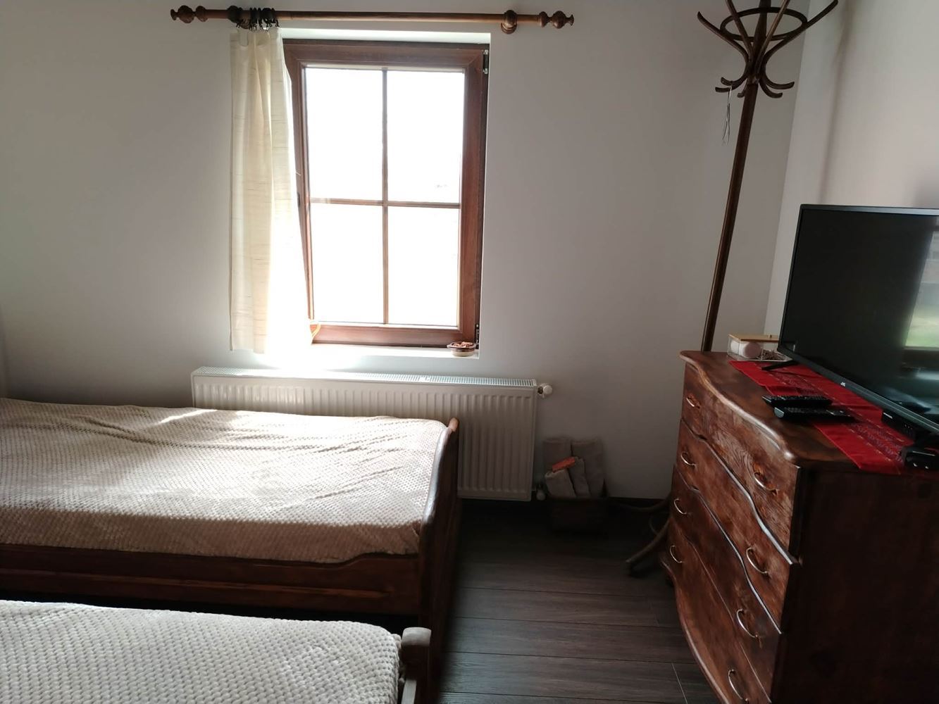 Уникален селски имот с автентичен дух в с. Божевци – близо до Сливен и Елена-0 Уникален селски имот с автентичен дух в с. Божевци – близо до Сливен и Елена - 0