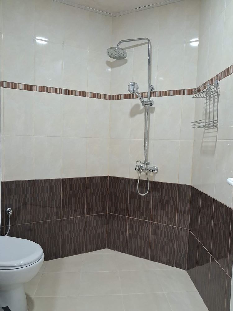 Център, Двустаен Апартамент, Първи Наематели - 0